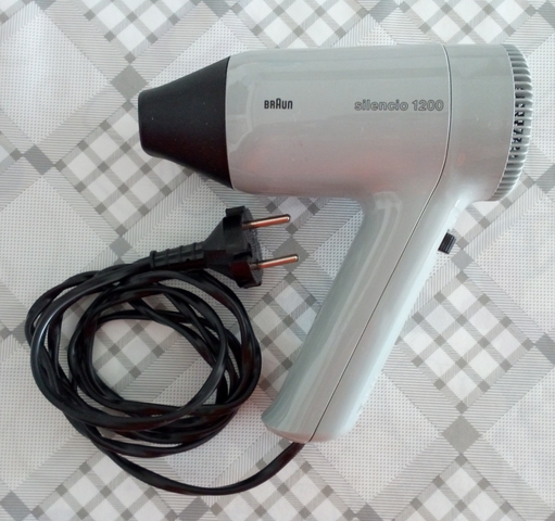Milanuncios - Secador de pelo Braun