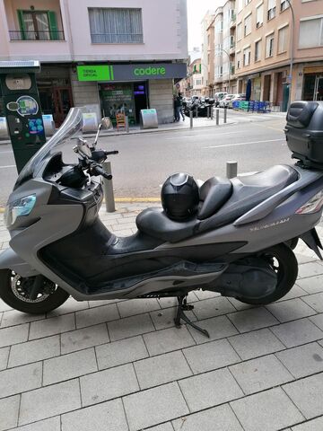 SUZUKI - BURGMAN 400