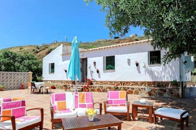 MIL ANUNCIOS.COM - Impecable chalet rÚstico en Cartama