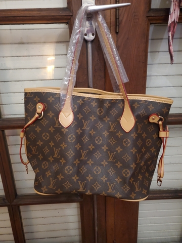 Milanuncios - bolso Louis Vuitton neverfull nuevos