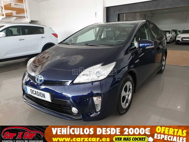 TOYOTA - PRIUS ADVANCE