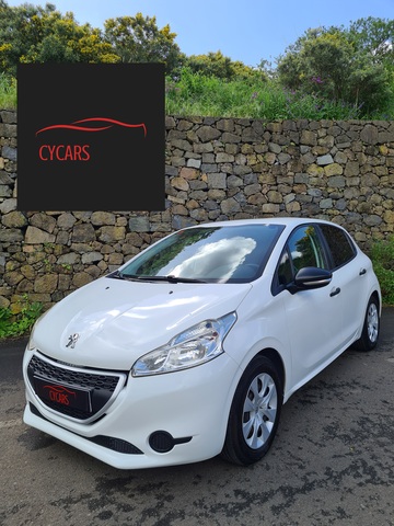 PEUGEOT - 208