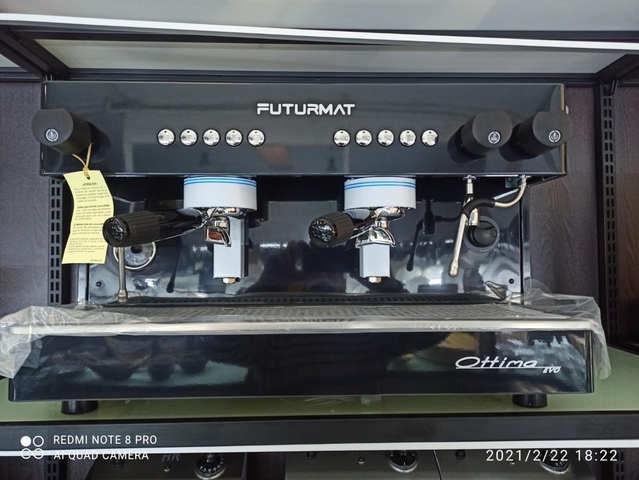 Milanuncios - cafetera de 2 automática color negra.