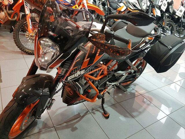 KTM - 390 DUKE