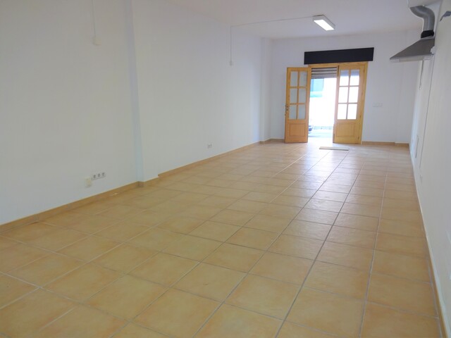 CENTRE
