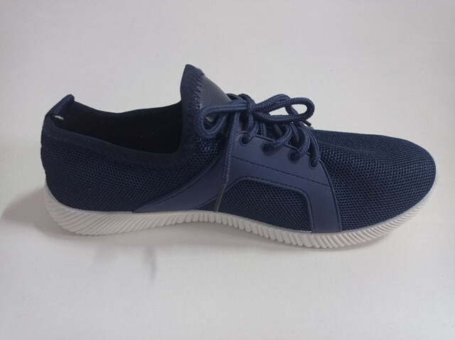 STOCK ZAPATILLAS DE HOMBRE