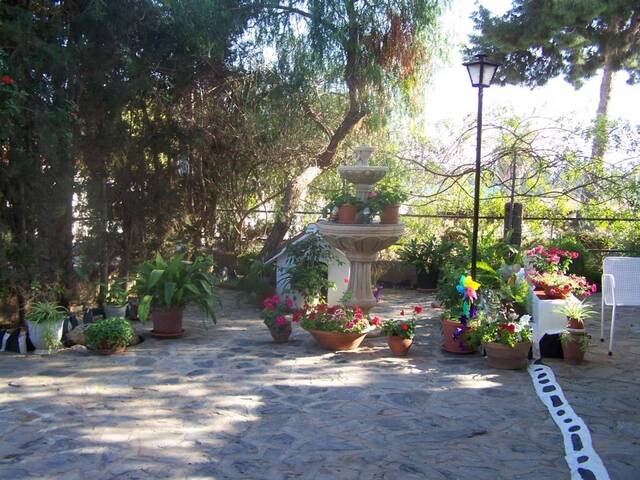POZO ESTRECHO
