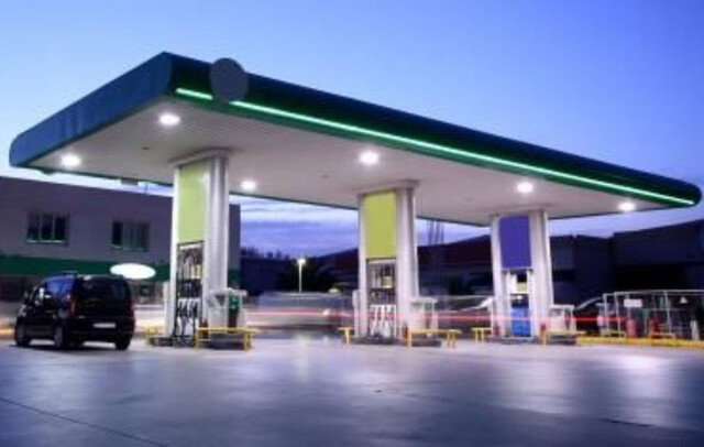 COMPRAMOS GASOLINERAS