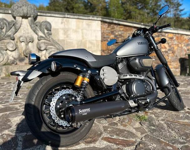akrapovic yamaha bolt