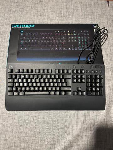 Teclado Gamer completo Logitech G213 Prodigy