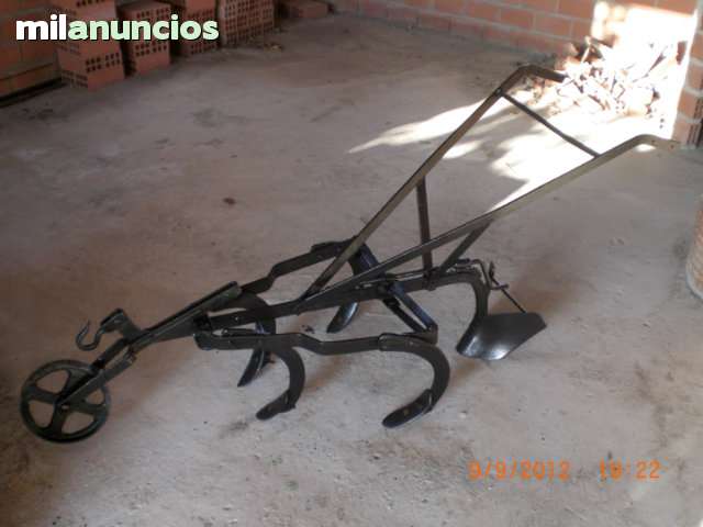 MIL ANUNCIOS.COM - Arados antiguos