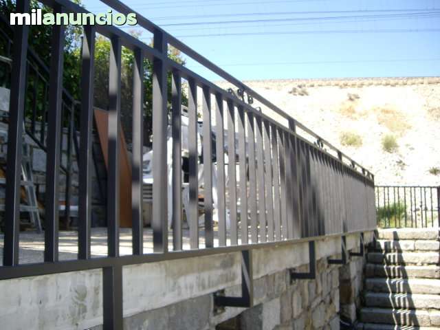 MIL ANUNCIOS.COM - Barandilla nueva exterior