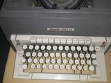 MAQUINA DE ESCRIBIR CARRO