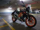 KTM - DUKE 390 ABS AKRAPOVIC - foto