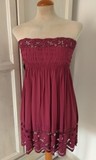 VESTIDO PALABRA HONOR BERENJENA
