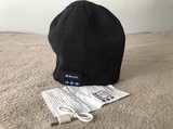 GORRO NEGRO CON AURICULARES BLUETOOTH