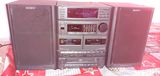 MINICADENA DE CD CASETTE FM Y AUX SONY