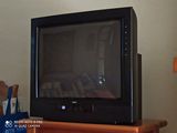 TELEVISOR LOEWE CáLIDA, DE 29 PULGADAS