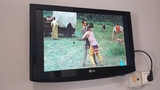 4 TELEVISORES LG DE 24 PULGADAS