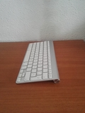 APPLE MAGIC KEYBOARD