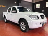 NISSAN - NAVARA