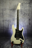 GUITARRA ELéCTRICA STRATOCASTER KUMHAN