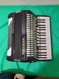ACORDEóN HOHNER VERDI II DE 96 BAJOS