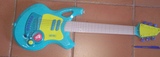 GUITARRA ELéCTRICA DE JUGUETE