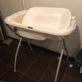 BAñERA CON PATAS