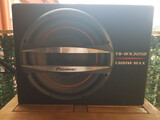 SUBWOOFER PIOONER Y AMPLIFICADOR ALPINE