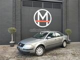 VOLKSWAGEN - PASSAT 1.9 TDI 130CV TRENDLINE