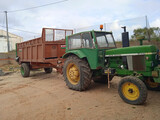 ESPARCIDOR Y TRACTOR JOHN DEERE