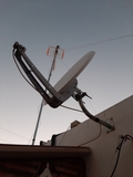 ANTENA PARABOLICA CON BRAZO