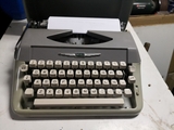 MAQUINA DE ESCRIBIR